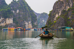 Aldeia piscatória no Vietname, uma das bases da económia vietnamita.